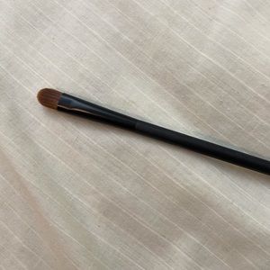 NARS #49 Wet/Dry Eyeshadow Brush